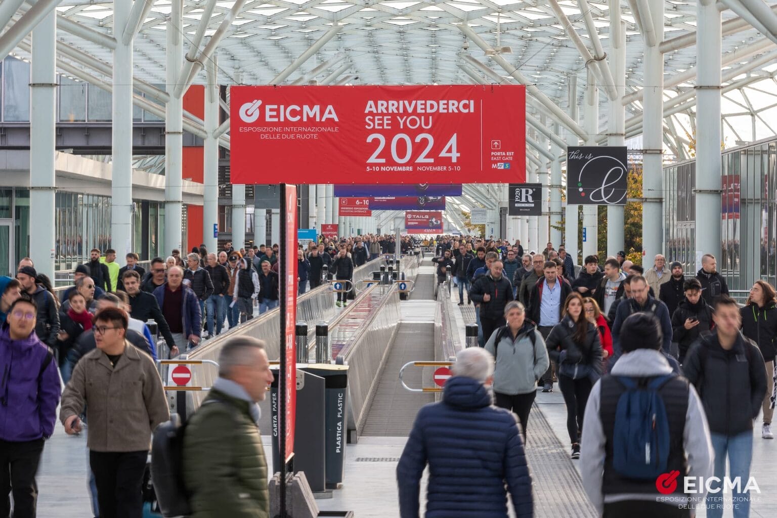 Eicma Edizione Da Medaglia Doro Oltre Mila Le Presenze All