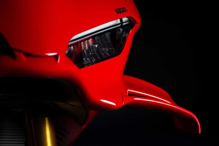 Ducati Panigale V4S 2025