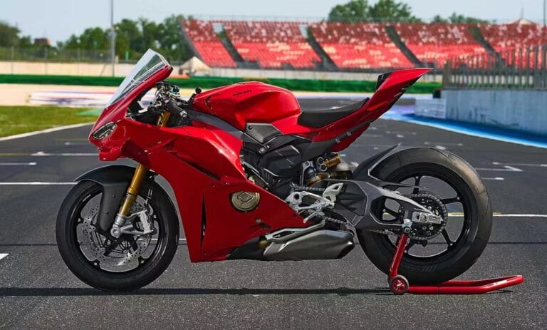 Ducati Panigale V4S 2025