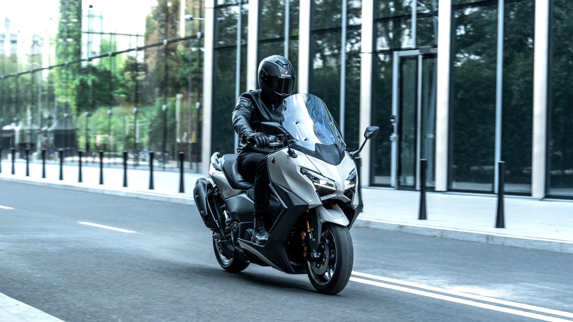 Yamaha TMax and Tech Max 2025 my EICMA