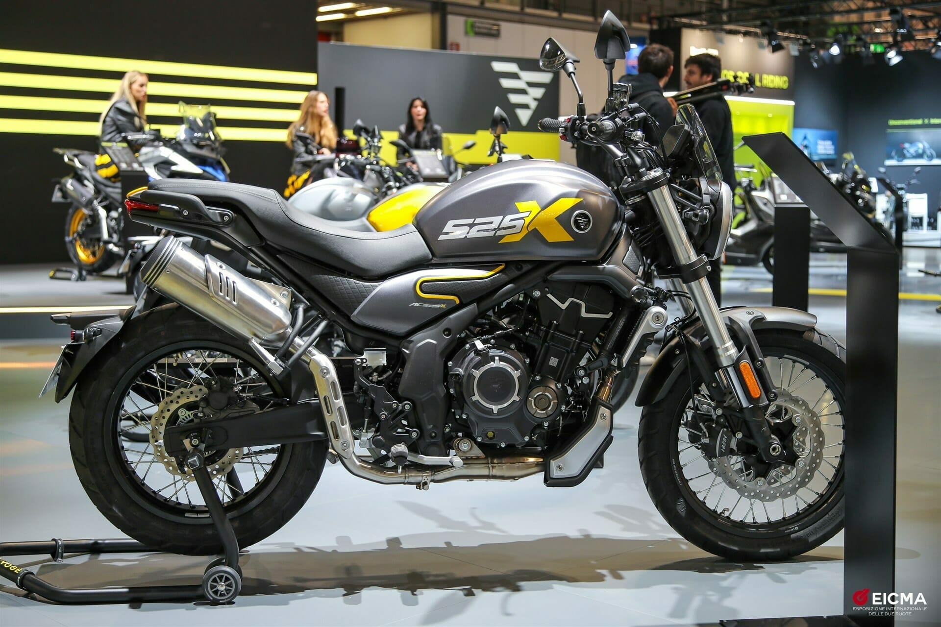 Voge Trofeo 525ACX EICMA